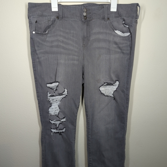 Torrid Womens Crop Jegging - Picture 7 of 9